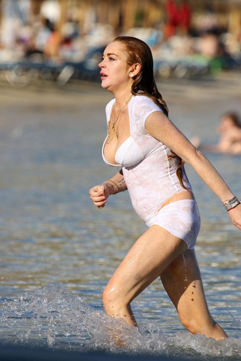 Nude Spanking Lindsay Lohan - Lindsay lohan nude naked boob - Nude pics.
