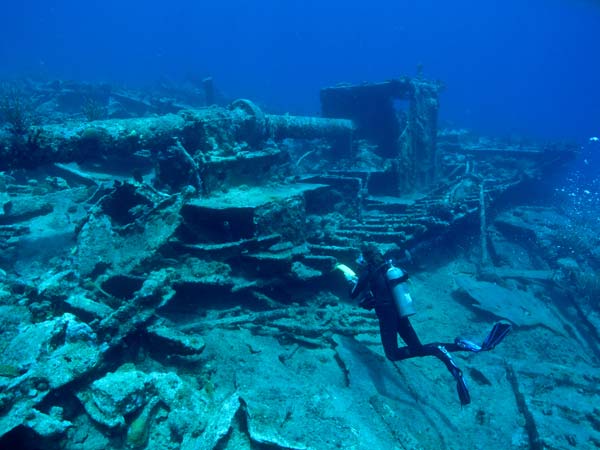 HB reccomend Bikini atoll shipwrecks