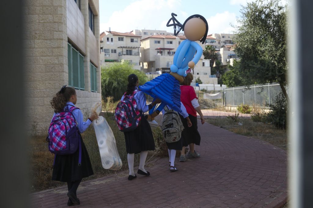 Scratch reccomend Girl singing in Beit Shemesh
