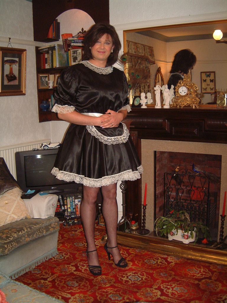 Bonbon reccomend Men in skirts dresses transvestite