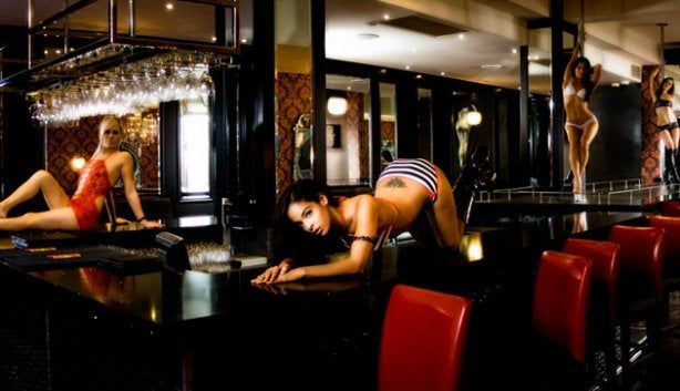 Uncle reccomend Local strip clubs in cape town